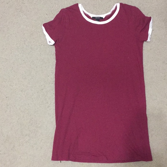 Maroon t-shirt dress - Picture 1 of 5